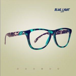 Blue light glasses